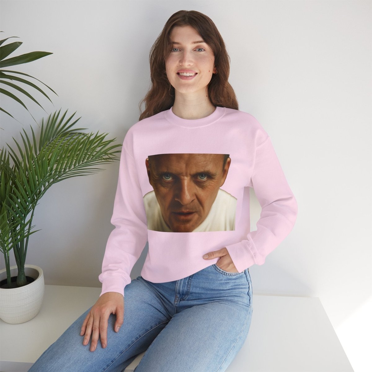 Sweatshirt – Intensivblick – Kultfilm-Sweatshirt mit ikonischem Motiv | Für Thriller-Fans & Satire-Liebhaber | True Insights Design mit Humor