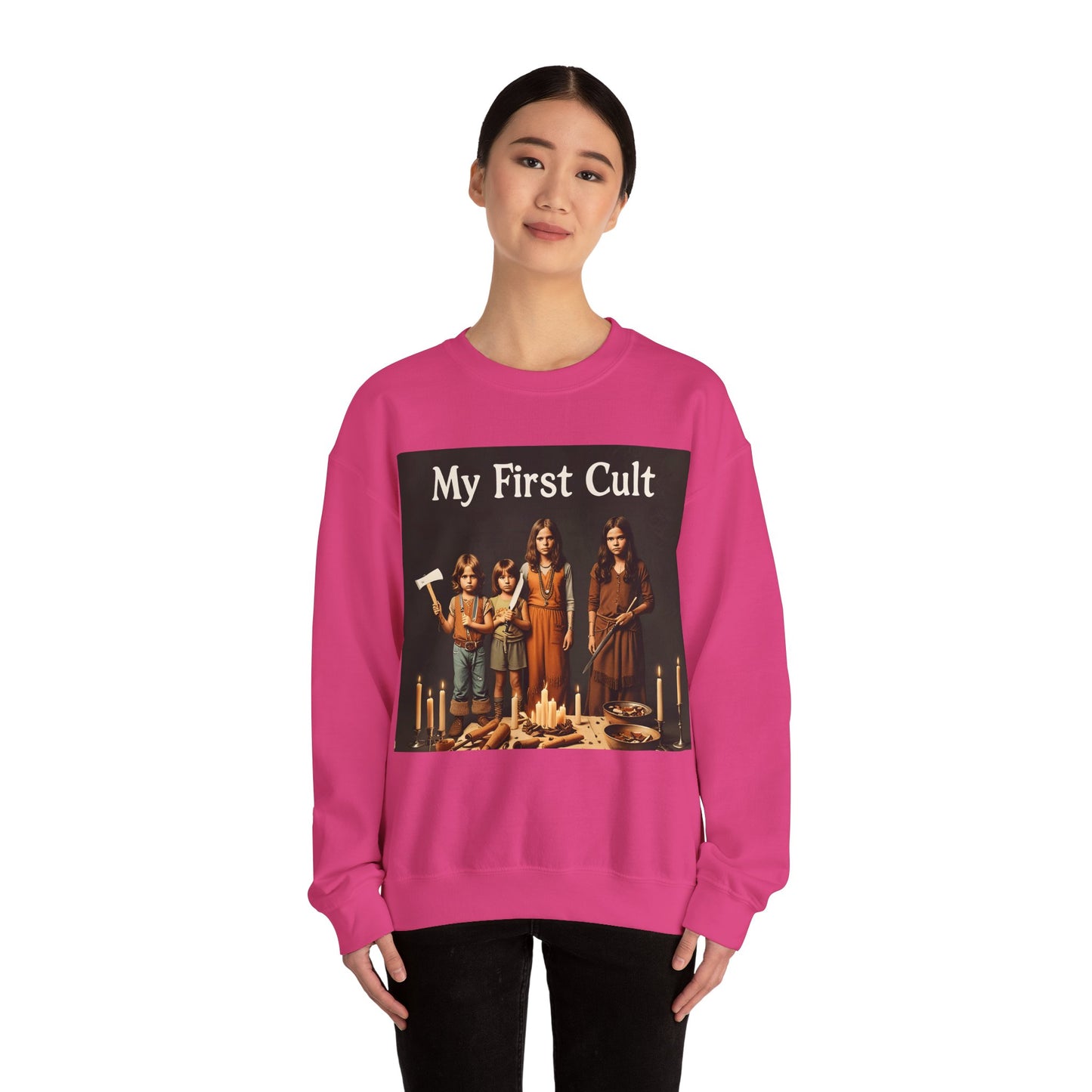 Sweatshirt – Kultig gruselig: „My First Cult“-Sweatshirt – Dark Humor für Fortgeschrittene | True Insights Design mit Humor