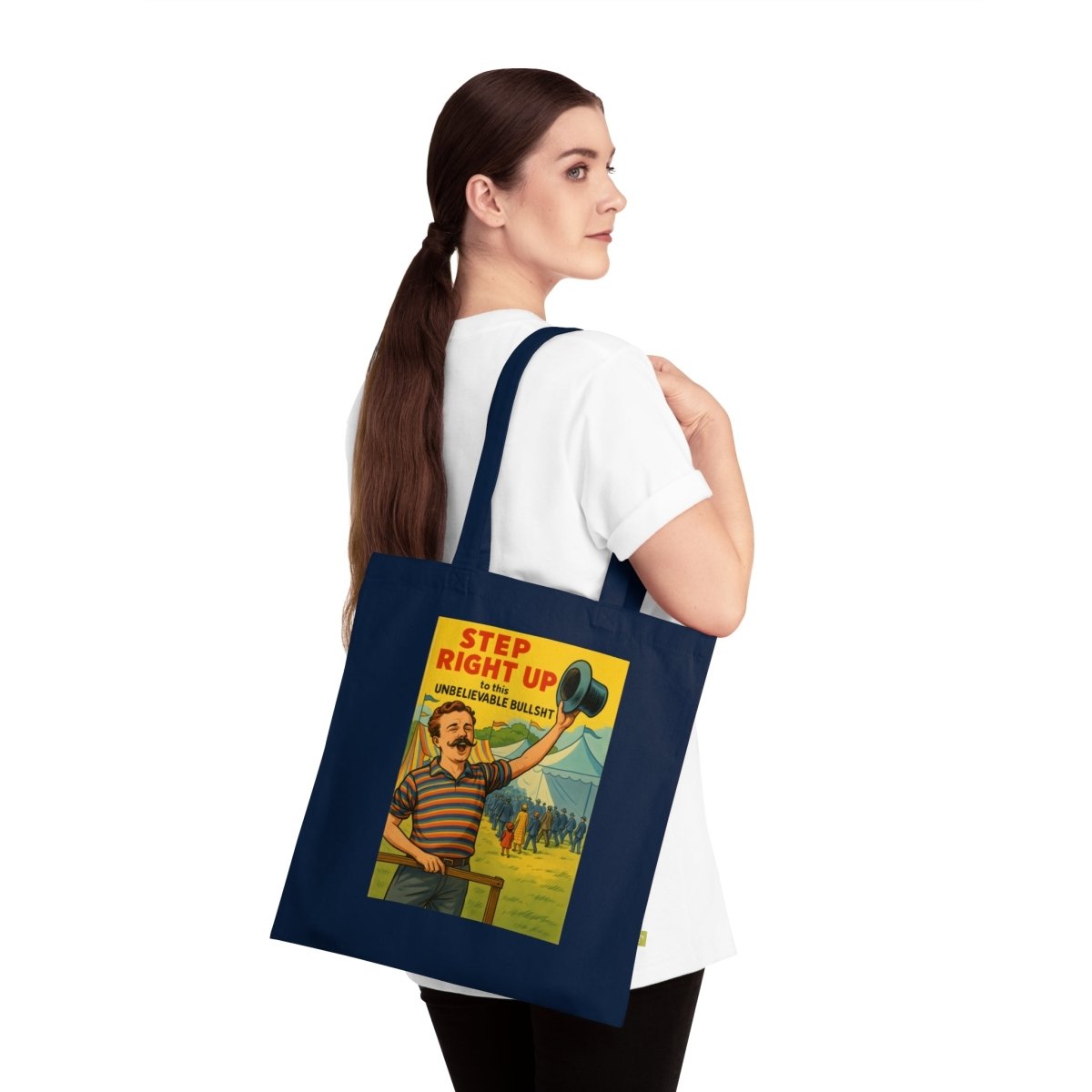 Step Right Up – Vintage-Zirkus-Stoffbeutel mit satirischem Jahrmarkt-Motiv-Bags-True Insights
