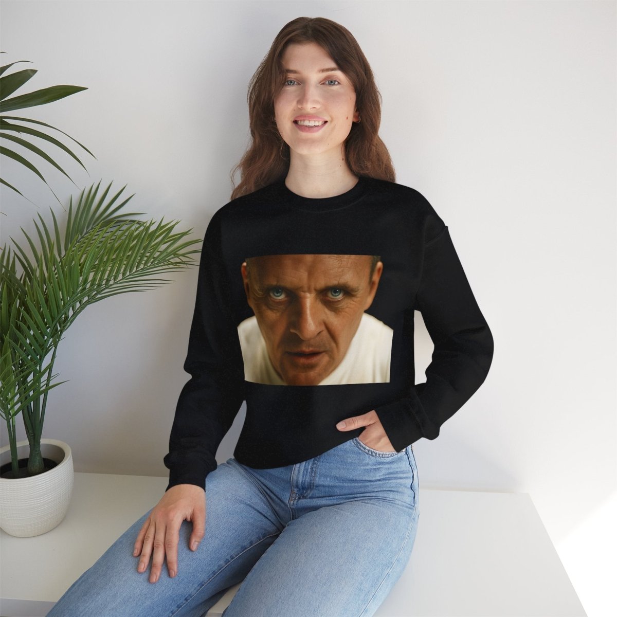 Sweatshirt – Intensivblick – Kultfilm-Sweatshirt mit ikonischem Motiv | Für Thriller-Fans & Satire-Liebhaber | True Insights Design mit Humor