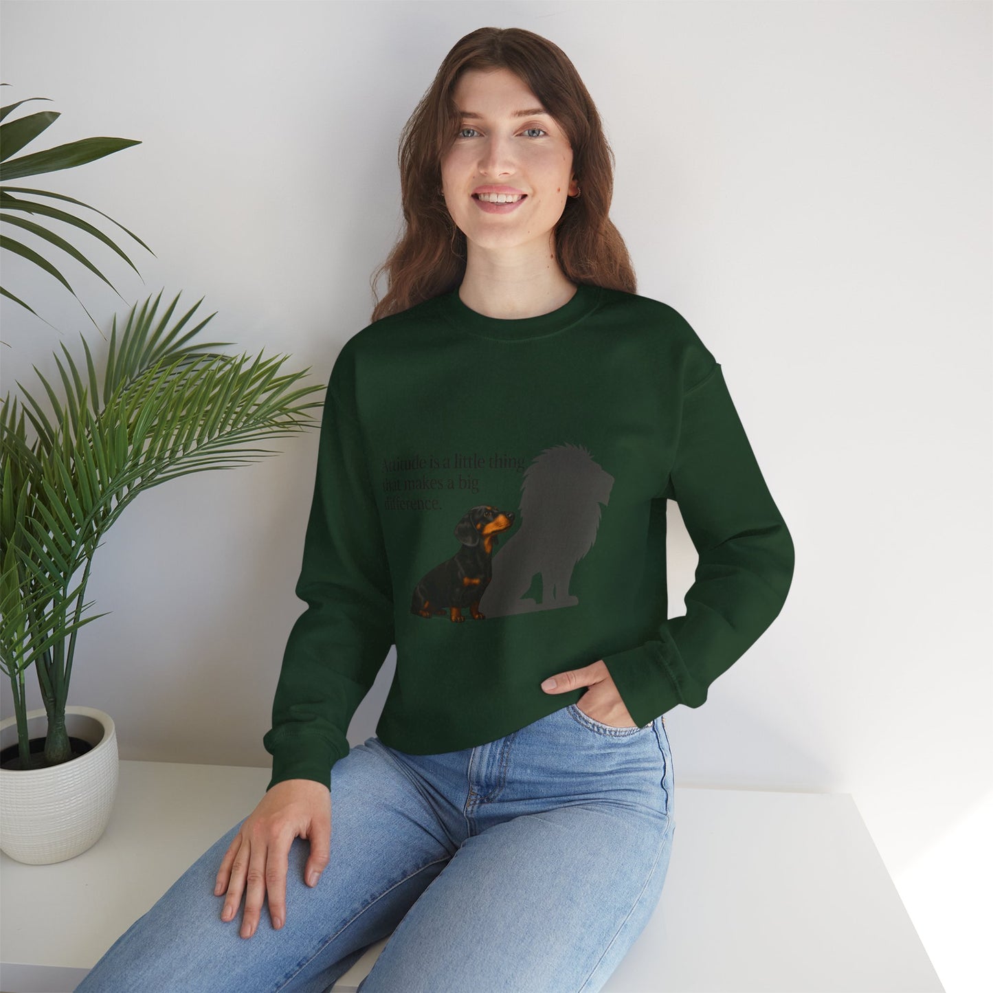 Inspirierendes Sweatshirt – Dackel mit Löwenschatten „Attitude“ – Lustiges Sweatshirt | True Insights – Bild 42