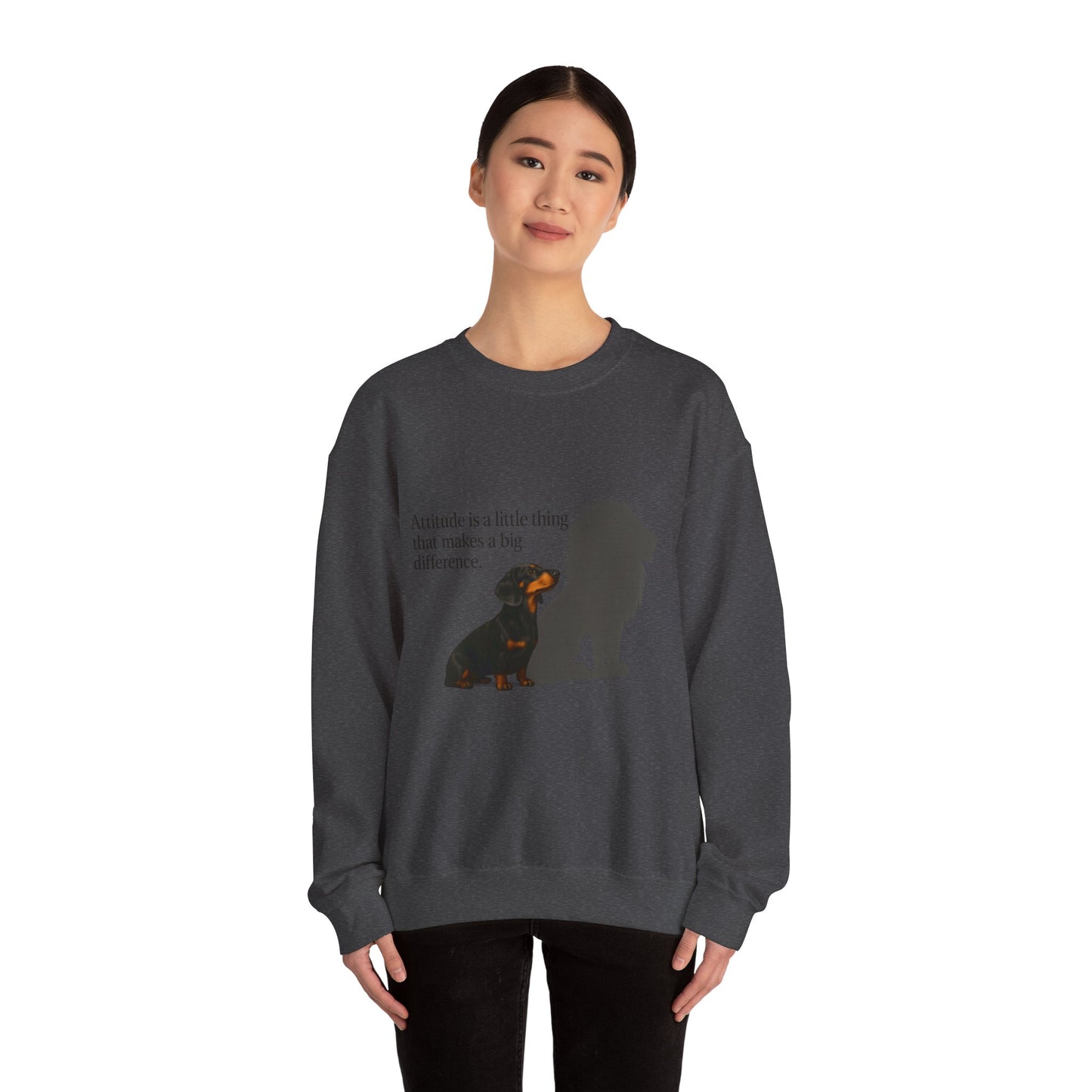 Inspirierendes Sweatshirt – Dackel mit Löwenschatten „Attitude“ – Lustiges Sweatshirt | True Insights – Bild 45