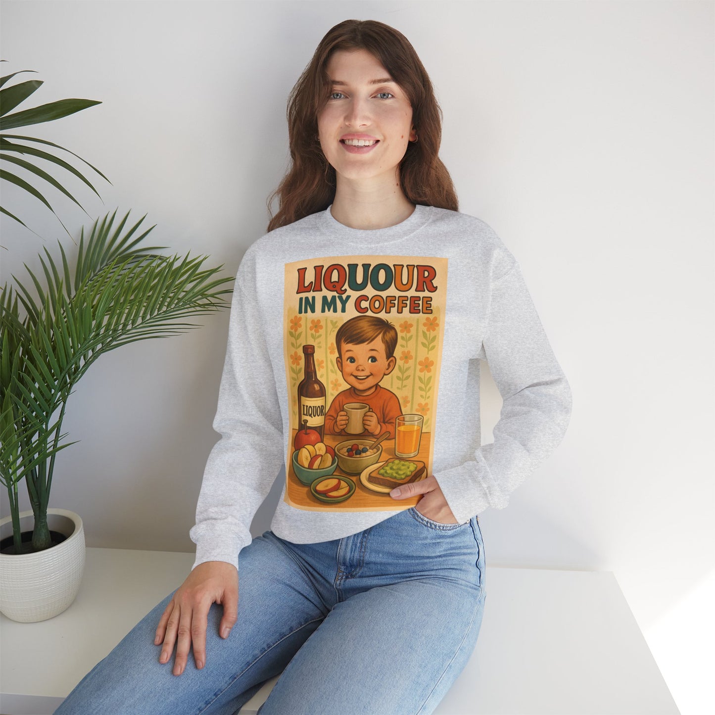 Sweatshirt – Liquor In My Coffee Sweatshirt | Retro Frühstücks-Pullover mit Satire-Motiv | Geschenk für Kaffee-Fans mit Humor | True Insights Design mit Humor