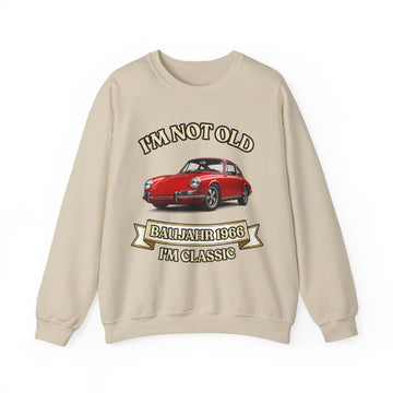 True Insights Jahrgang 1966 Sweatshirt Roter Sportwagen in Sand