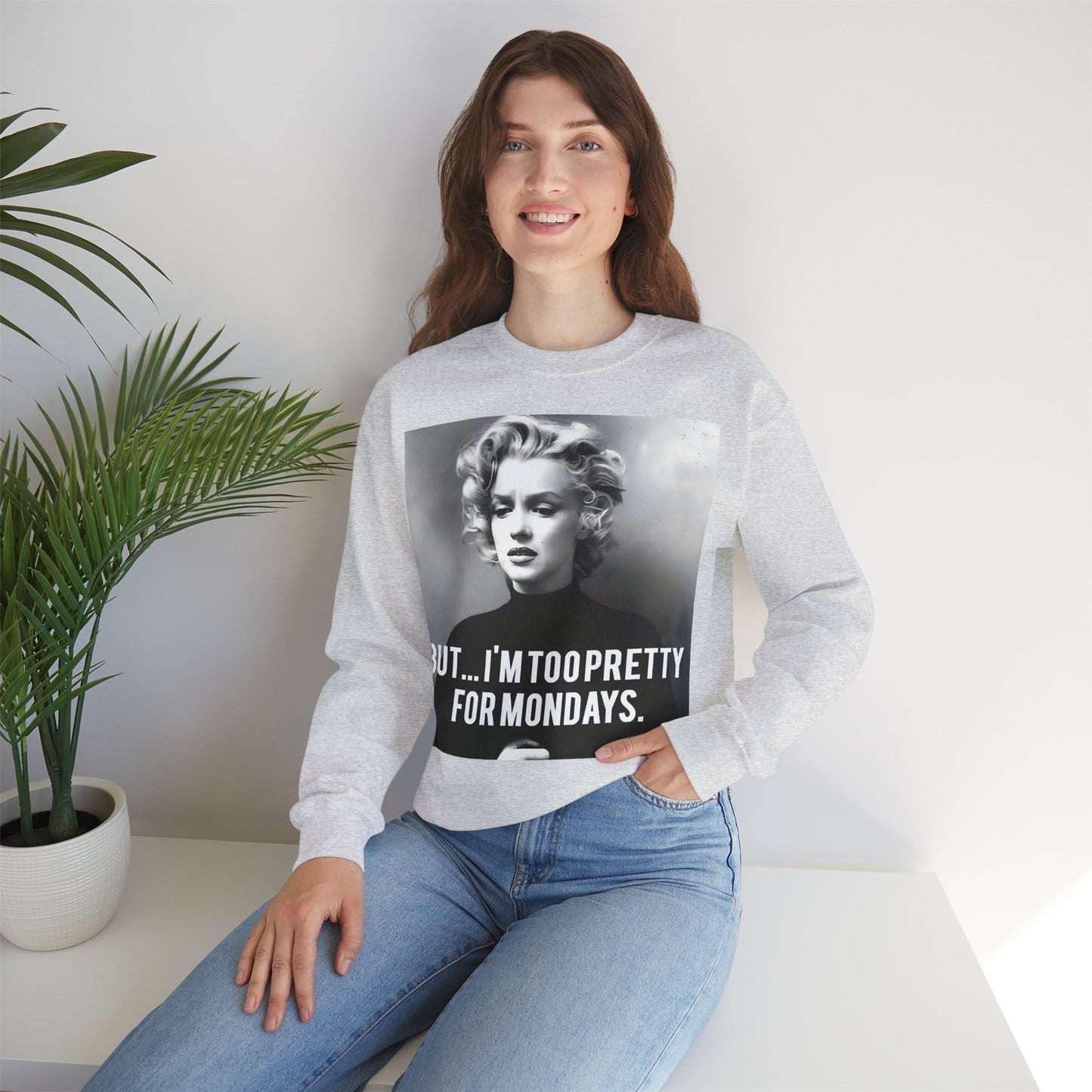 Sweatshirt – Sweatshirt – Too Pretty for Mondays – Retro Statement Pullover | True Insights Design mit Humor