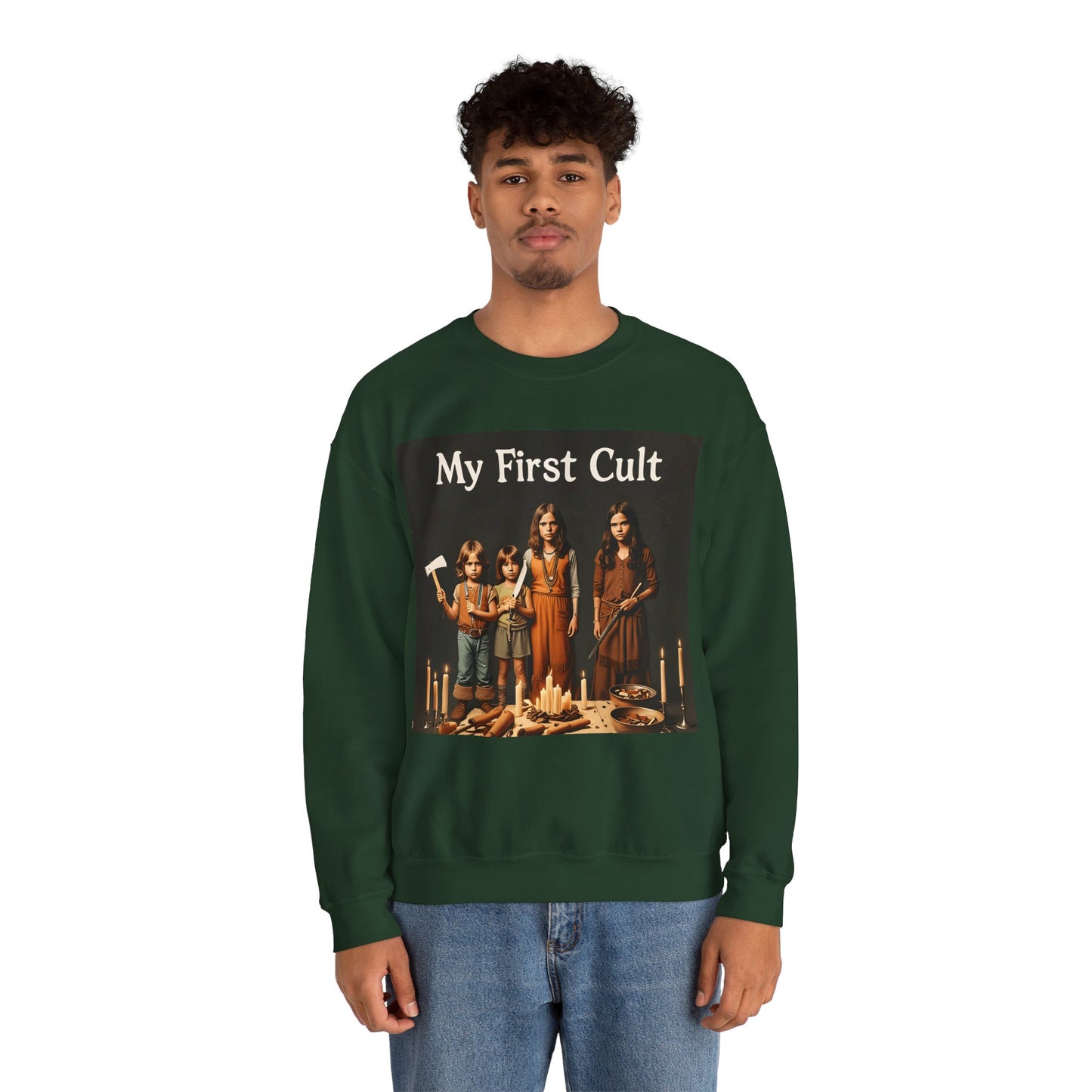 Sweatshirt – Kultig gruselig: „My First Cult“-Sweatshirt – Dark Humor für Fortgeschrittene | True Insights Design mit Humor