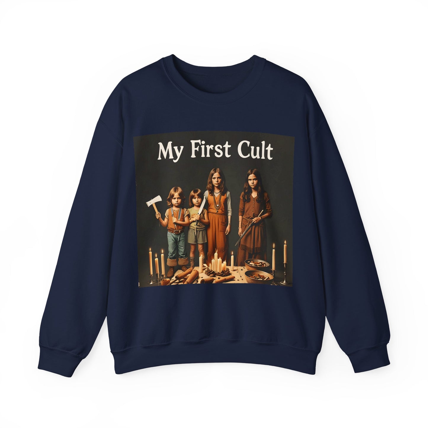 Sweatshirt – Kultig gruselig: „My First Cult“-Sweatshirt – Dark Humor für Fortgeschrittene | True Insights Design mit Humor