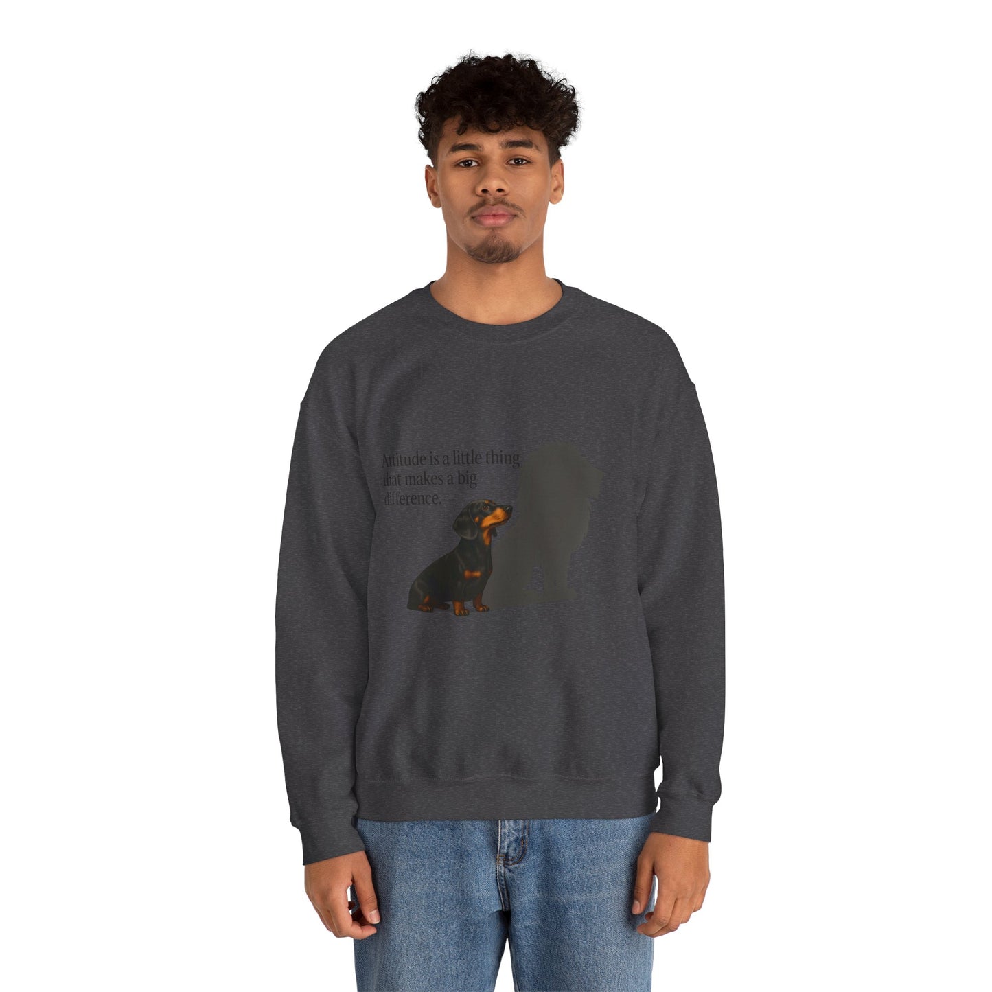 Inspirierendes Sweatshirt – Dackel mit Löwenschatten „Attitude“ – Lustiges Sweatshirt | True Insights – Bild 46