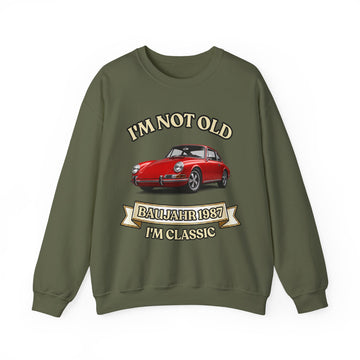 Geschenk zum 40. Geburtstag – Pullover Jahrgang 1987 mit Porsche-Motiv – Military Green – Vorderseite