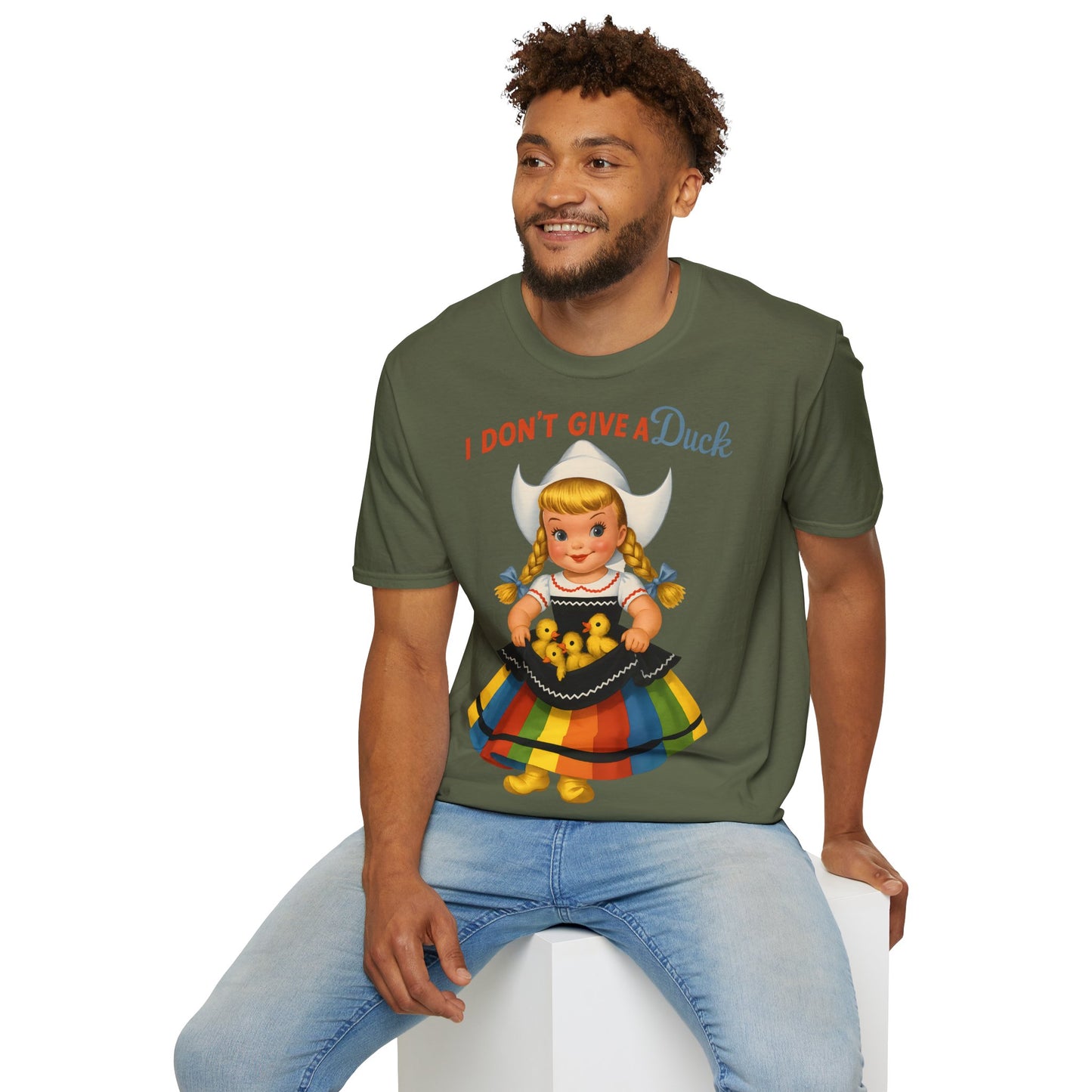 "I Don't Give a Duck | Nostalgisches Vintage-Mädchen mit Küken – Humorvoll & Originell" – Freches Satire-Design für mutige Statements | True Insights