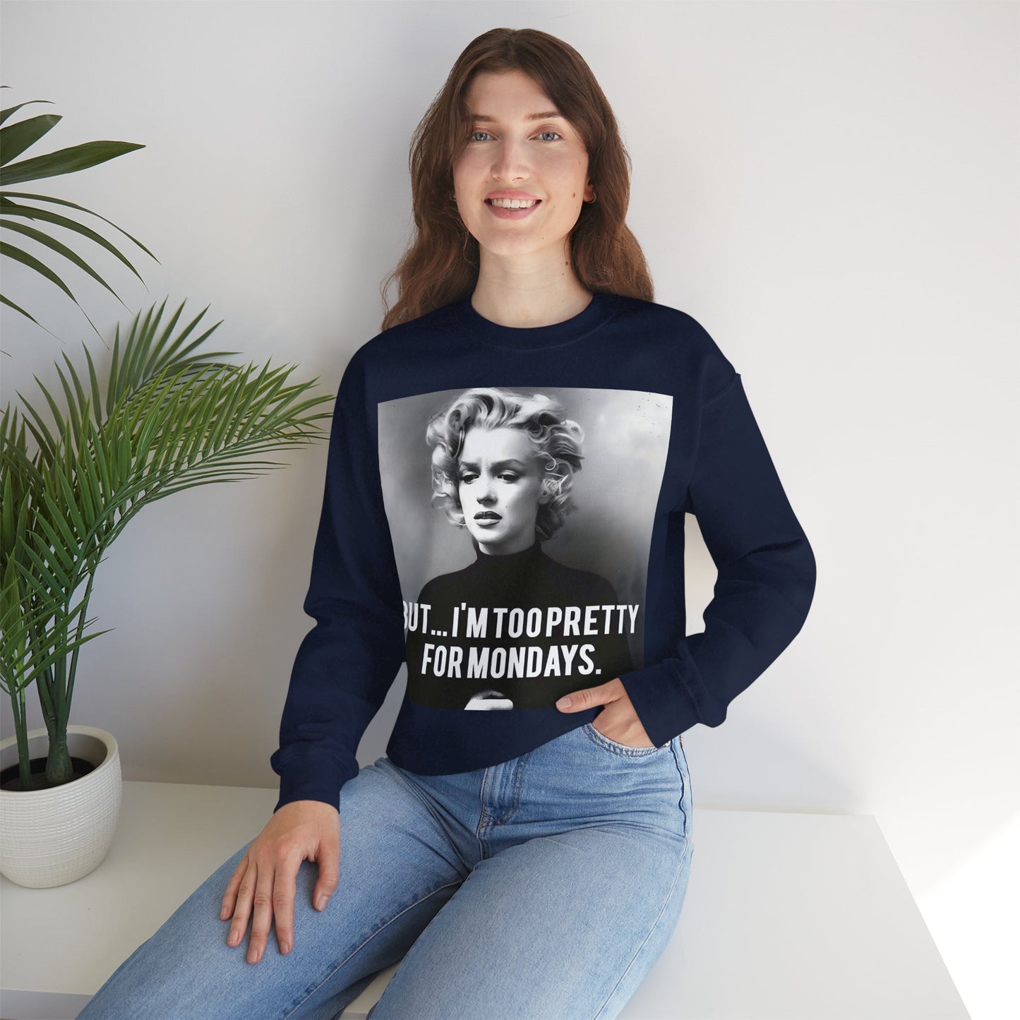 Sweatshirt – Sweatshirt – Too Pretty for Mondays – Retro Statement Pullover | True Insights Design mit Humor