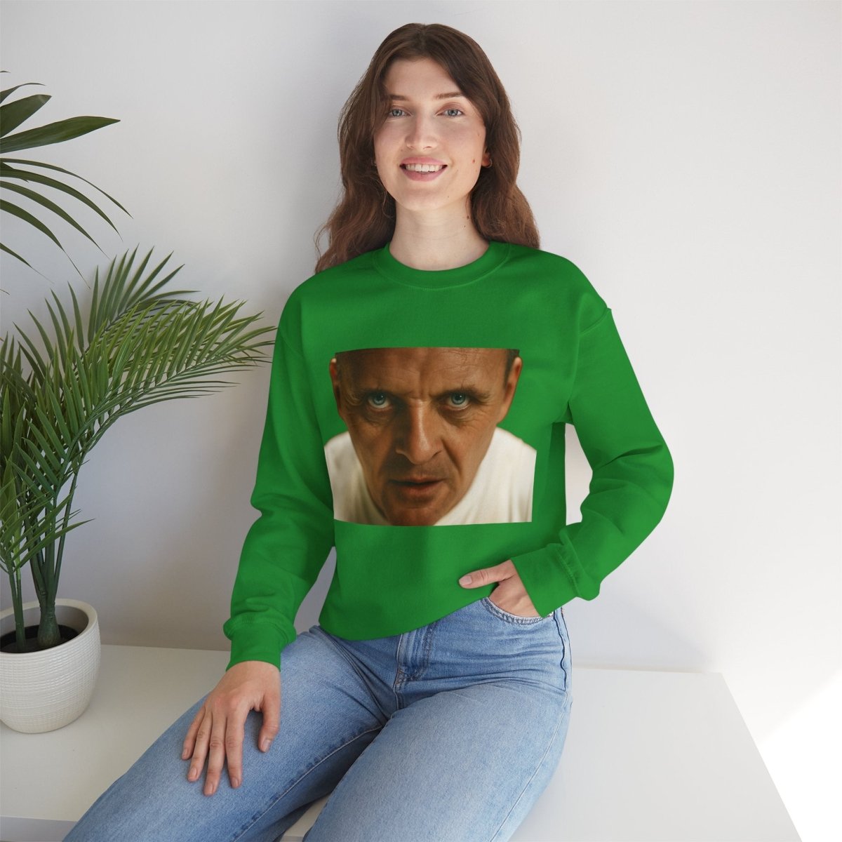 Sweatshirt – Intensivblick – Kultfilm-Sweatshirt mit ikonischem Motiv | Für Thriller-Fans & Satire-Liebhaber | True Insights Design mit Humor