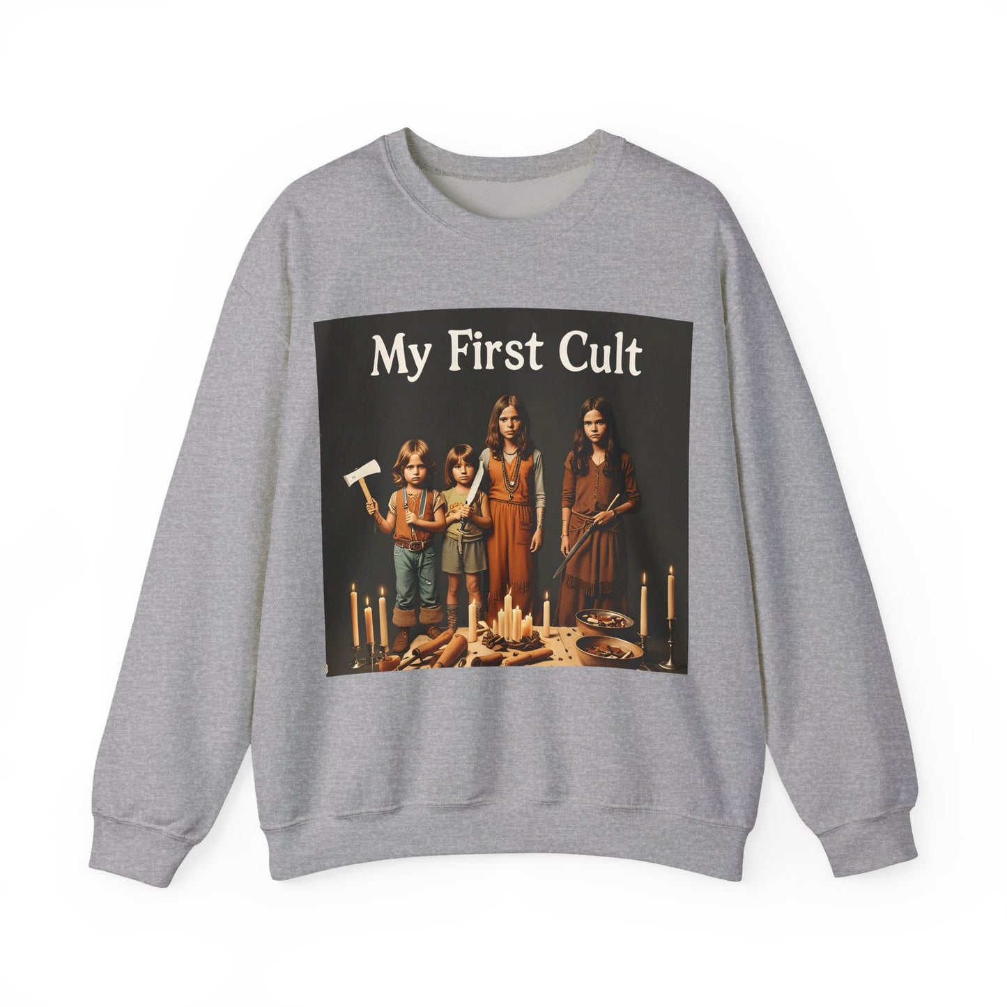 Sweatshirt – Kultig gruselig: „My First Cult“-Sweatshirt – Dark Humor für Fortgeschrittene | True Insights Design mit Humor