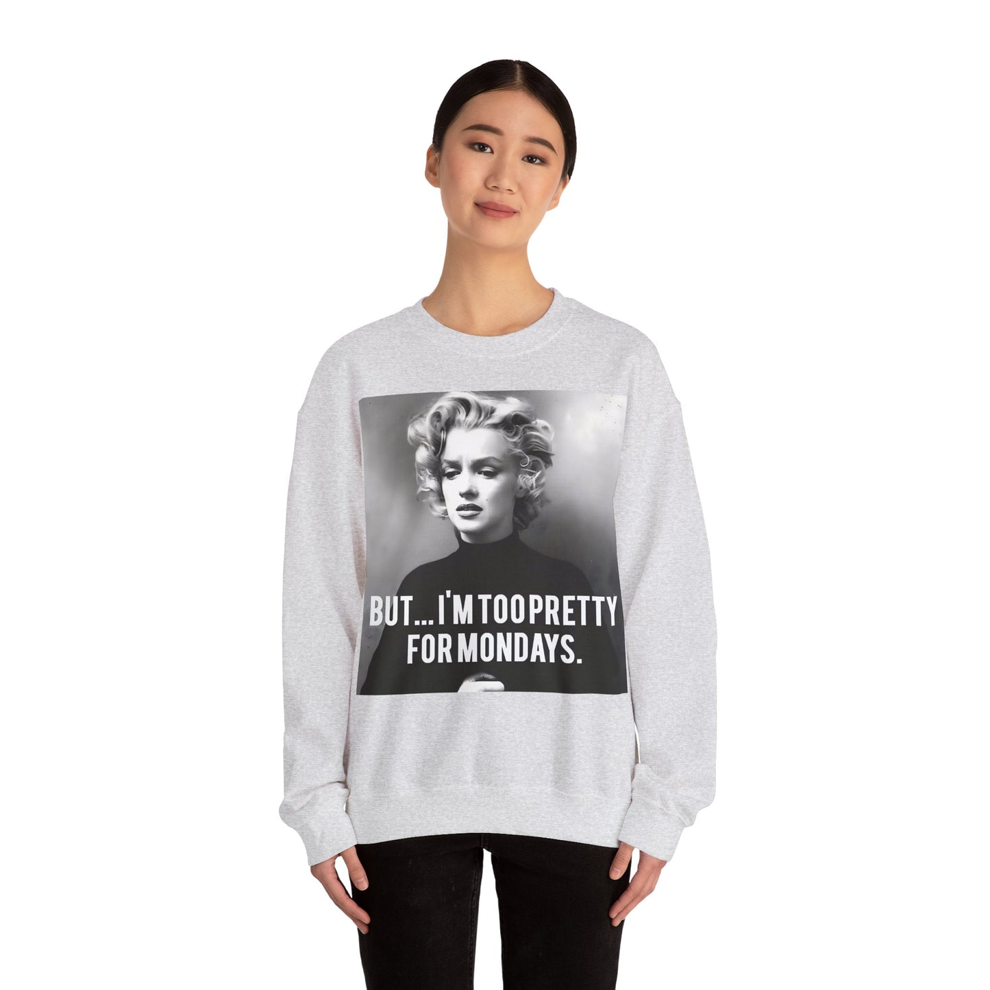 Sweatshirt – Sweatshirt – Too Pretty for Mondays – Retro Statement Pullover | True Insights Design mit Humor