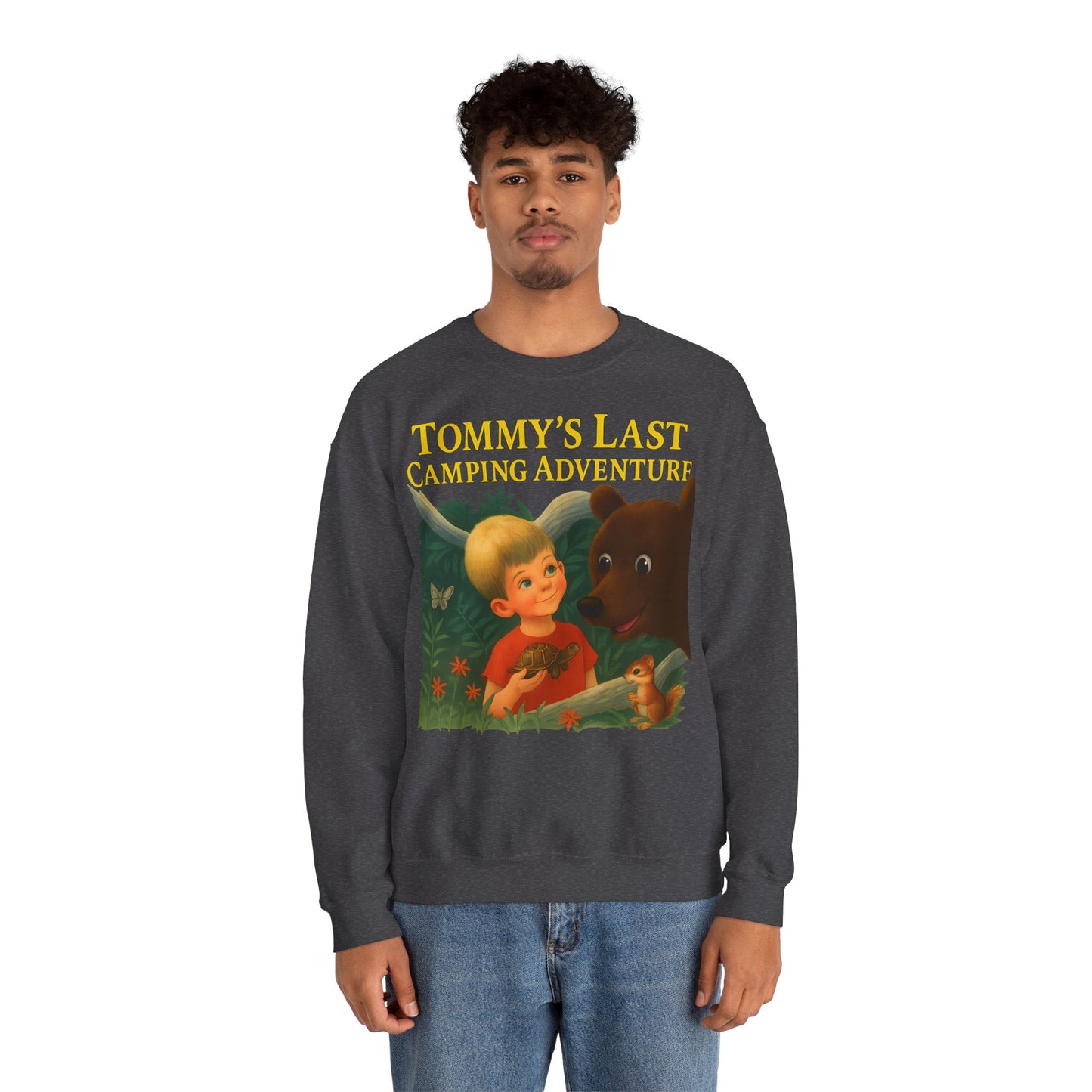Sweatshirt – Tommy’s Last Camping Adventure Sweatshirt – Schwarzer Humor trifft Retro-Kinderbuchstil | True Insights Design mit Humor