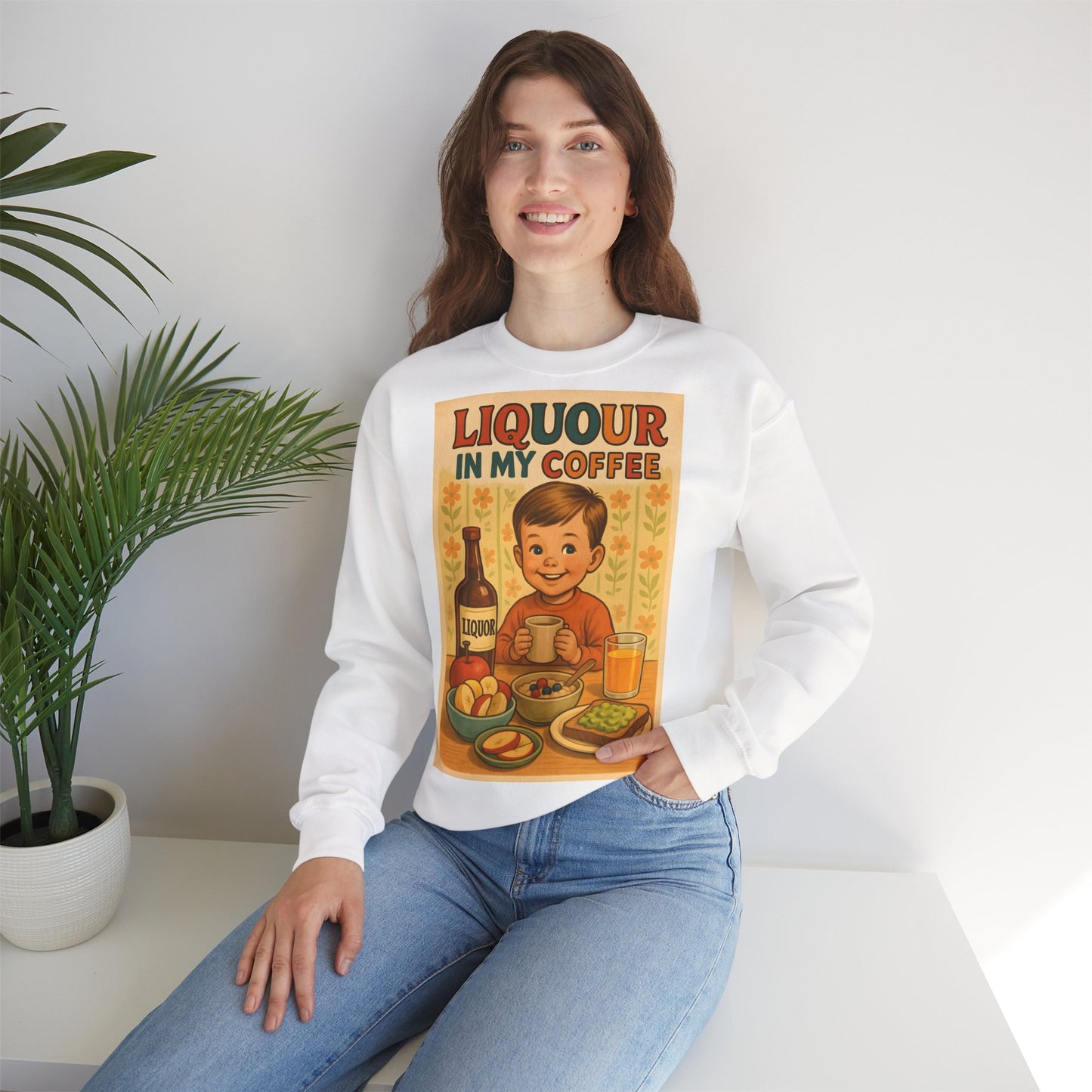 Sweatshirt – Liquor In My Coffee Sweatshirt | Retro Frühstücks-Pullover mit Satire-Motiv | Geschenk für Kaffee-Fans mit Humor | True Insights Design mit Humor