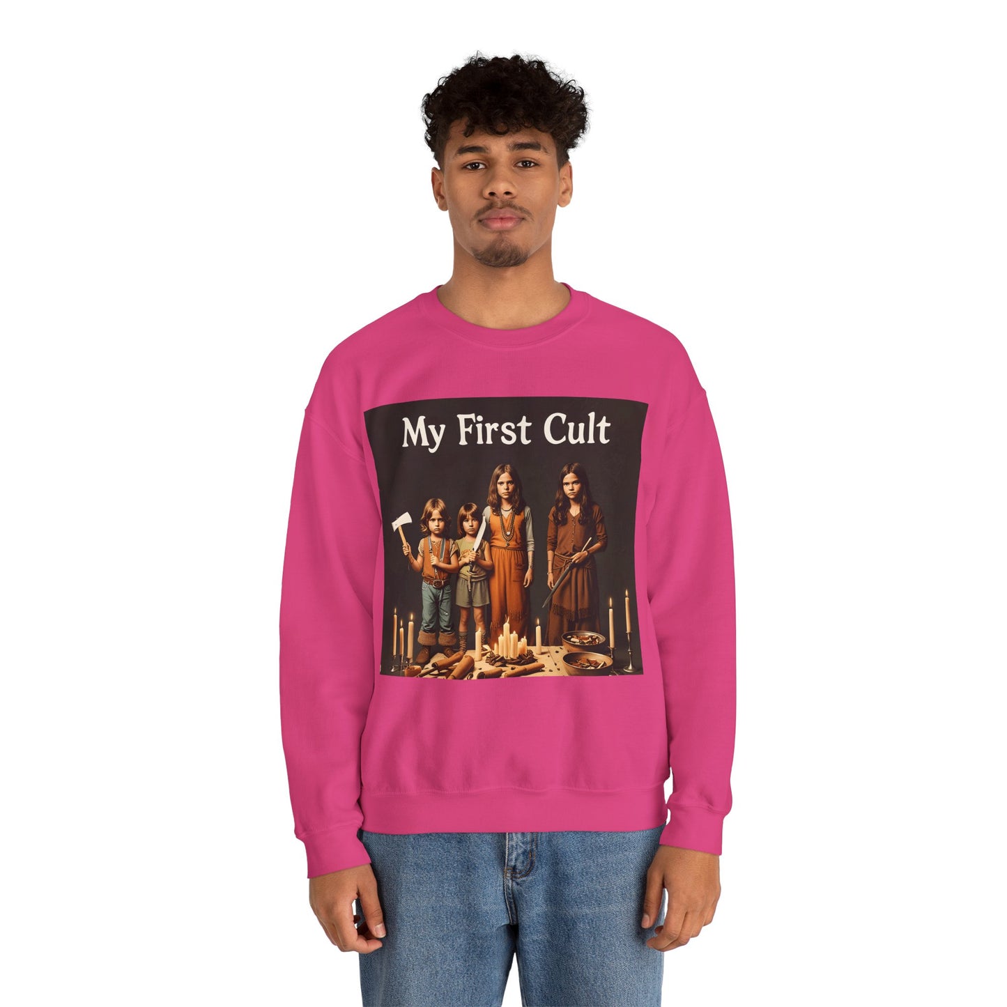 Sweatshirt – Kultig gruselig: „My First Cult“-Sweatshirt – Dark Humor für Fortgeschrittene | True Insights Design mit Humor