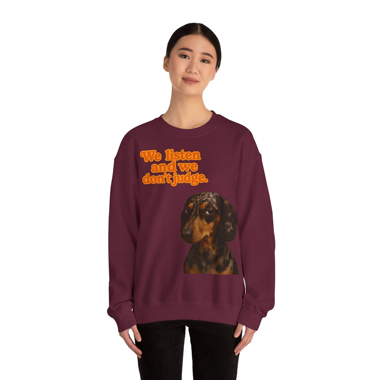 Dackel-Sweatshirt mit Retro-Print & dem Spruch „We listen and we don’t judge.“ Für Hundefans mit Humor – bequem, warm & voller Charakter. – Lustiges Sweatshirt | True Insights – Bild 46