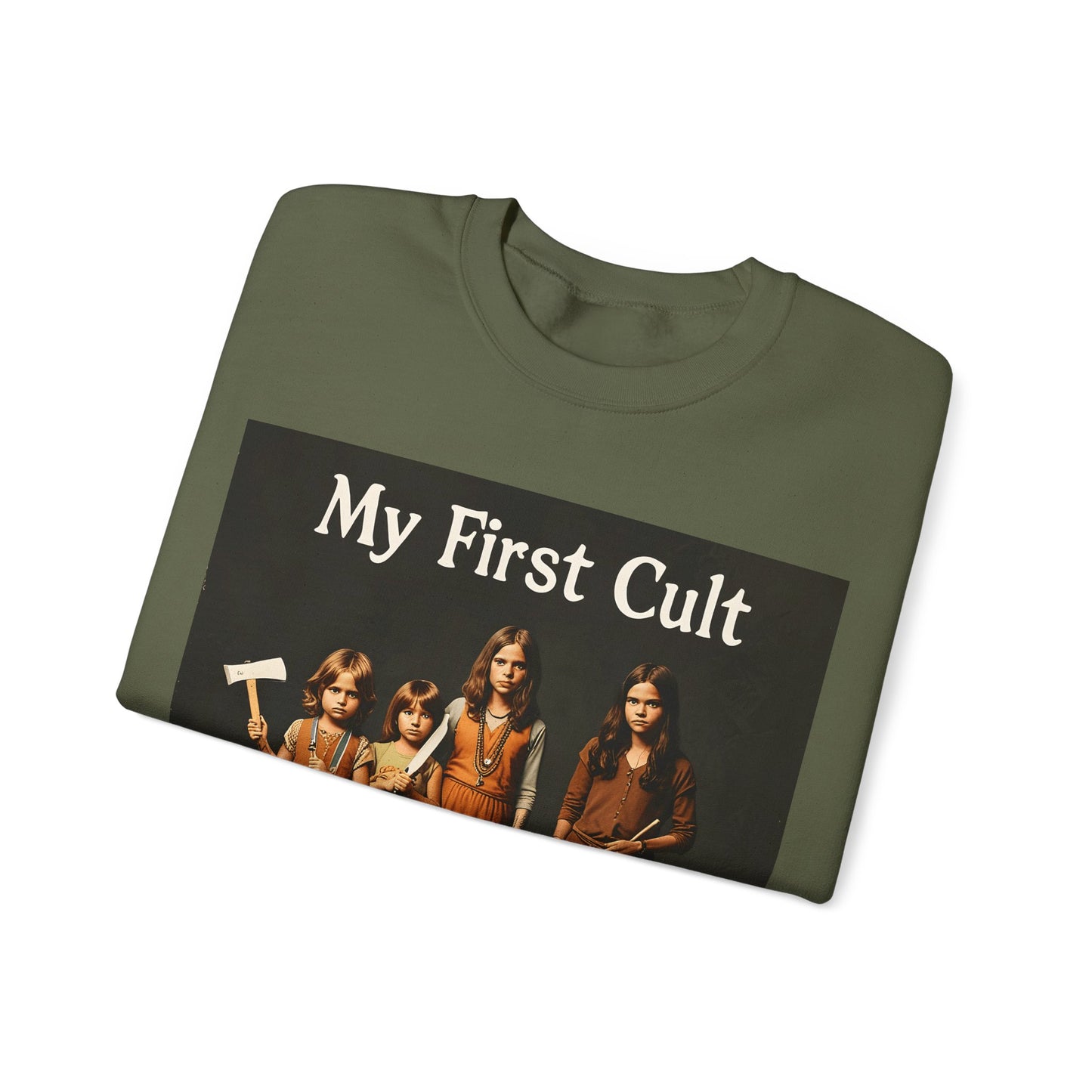 Sweatshirt – Kultig gruselig: „My First Cult“-Sweatshirt – Dark Humor für Fortgeschrittene | True Insights Design mit Humor