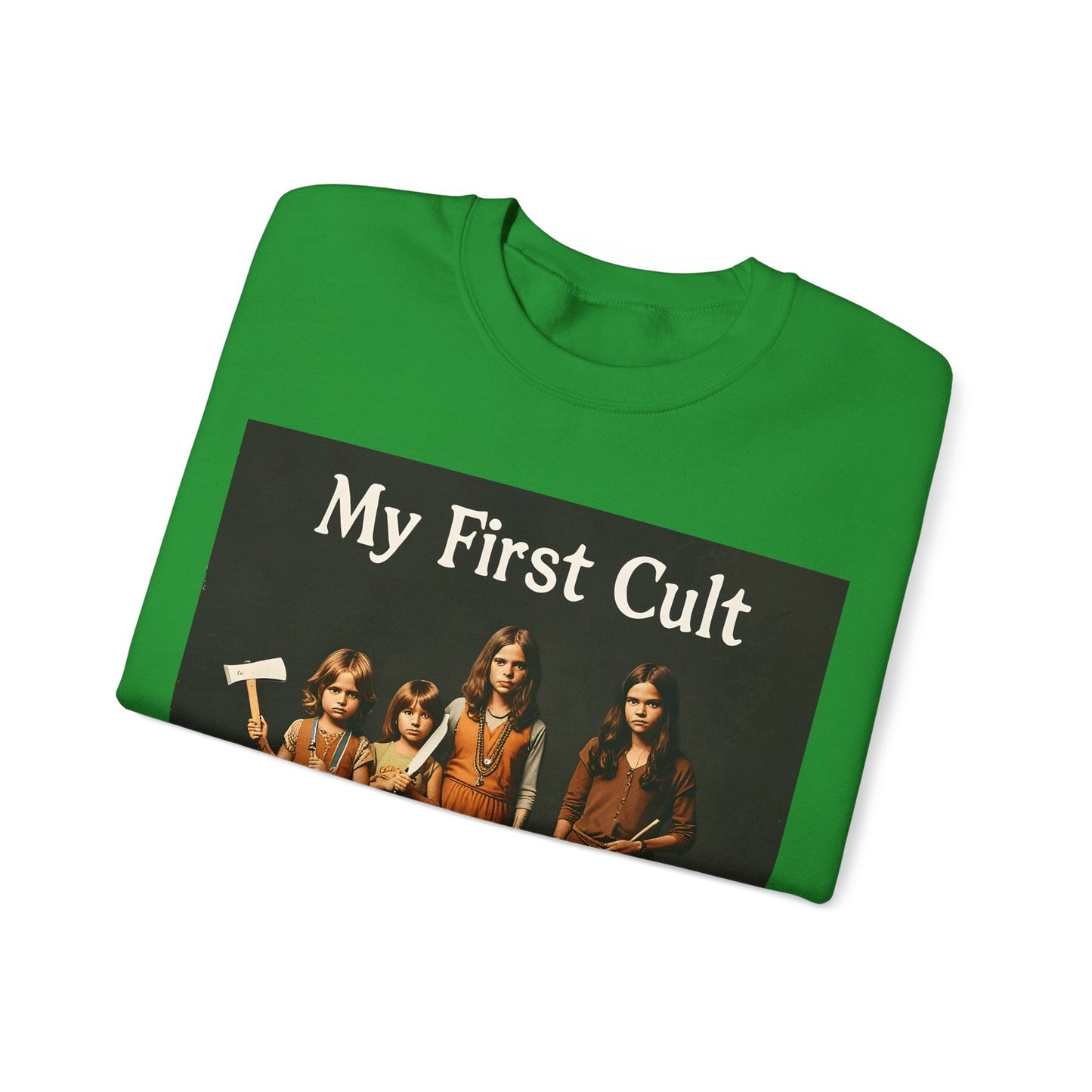 Sweatshirt – Kultig gruselig: „My First Cult“-Sweatshirt – Dark Humor für Fortgeschrittene | True Insights Design mit Humor