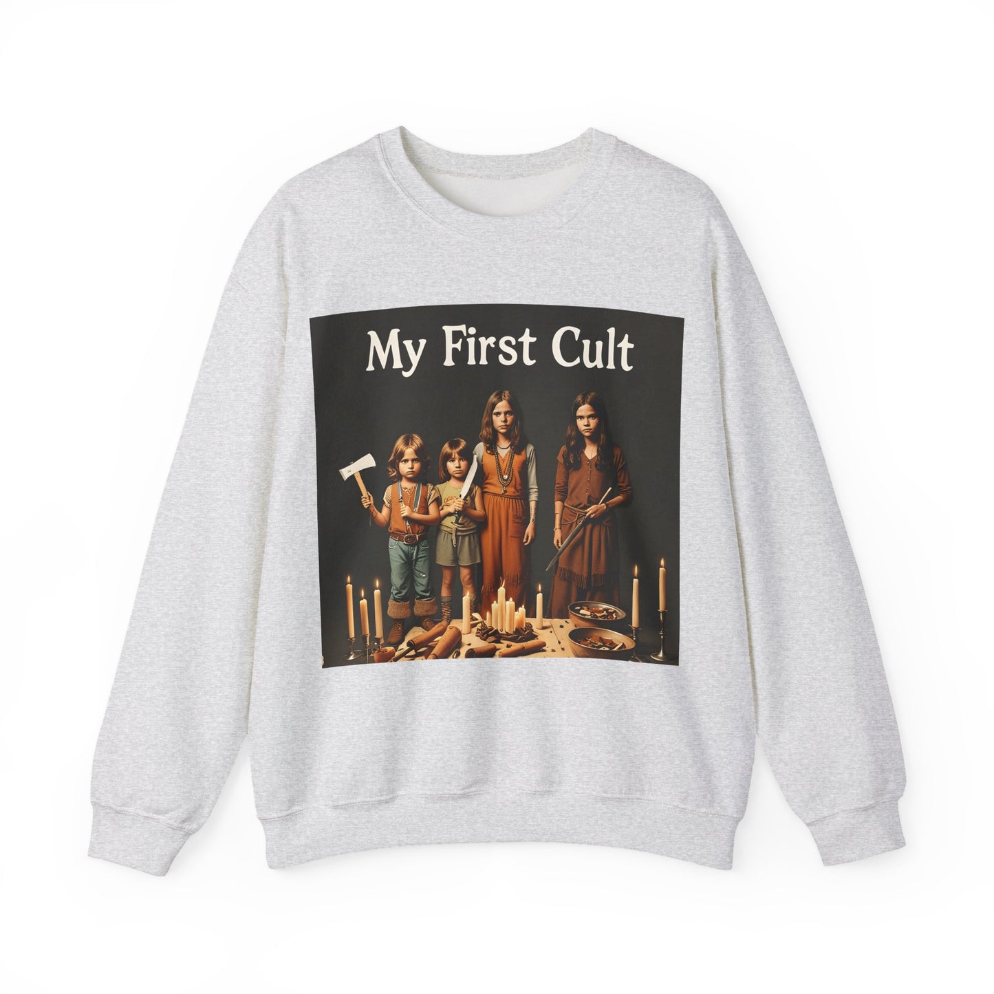 Sweatshirt – Kultig gruselig: „My First Cult“-Sweatshirt – Dark Humor für Fortgeschrittene | True Insights Design mit Humor