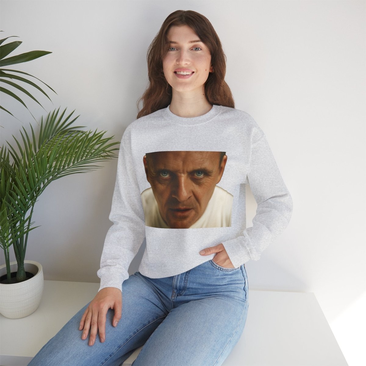 Sweatshirt – Intensivblick – Kultfilm-Sweatshirt mit ikonischem Motiv | Für Thriller-Fans & Satire-Liebhaber | True Insights Design mit Humor