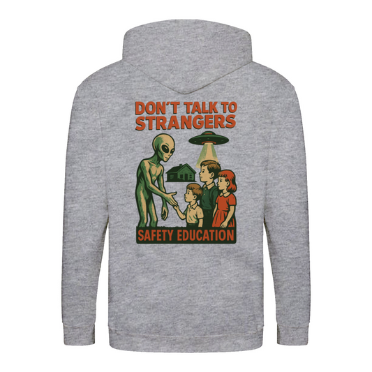 Don’t Talk to Strangers Zip Hoodie | Satirisches Alien-Motiv im Retro-Stil | Warnung im 50s Design 📝 Meta-Beschreibung:-Zip Hoodie-True Insights