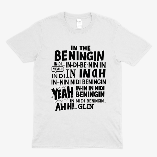 Weißes T-Shirt mit Schriftzug In-The-Beninging im Comic-Stil Meme-Design fuer Internet-Humor-Fans.