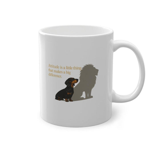 Inspirierende Dackel-Tasse – „Attitude is a little thing…“ – Lustiges Mug | True Insights – Bild 2