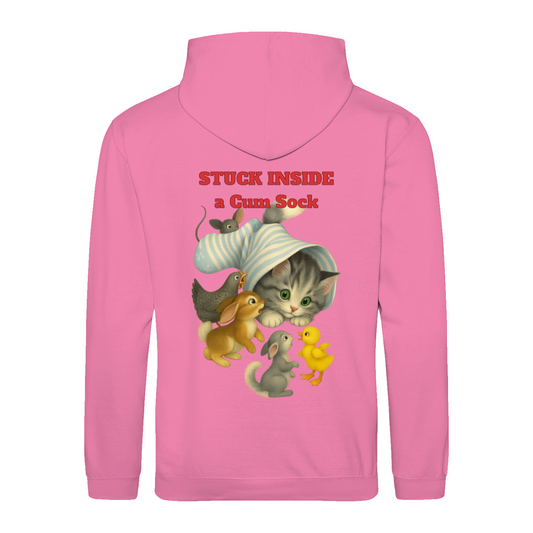 Stuck Inside a Gum Sock Hoodie – Retro-Satire mit Katze & absurdem Humor