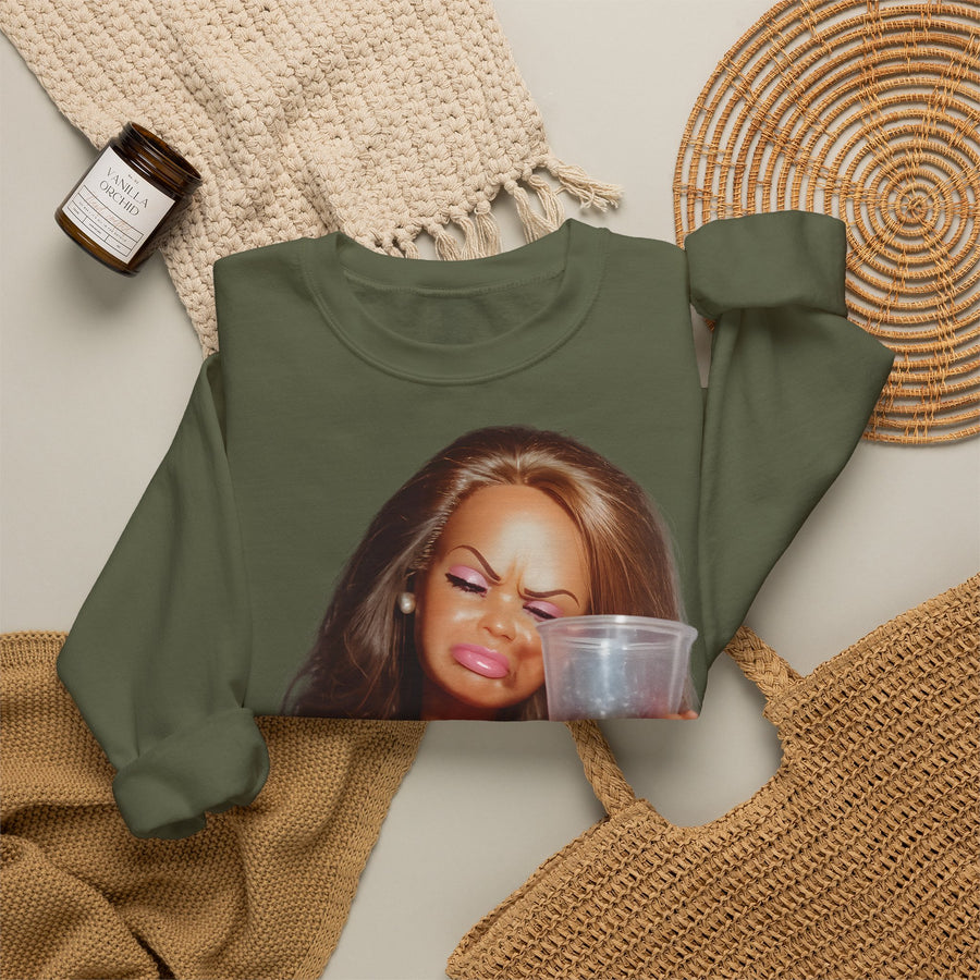 True Insights Sweatshirt Doll Meme Barbicore Pink Drink Motiv als angesagtes Diven-Statement