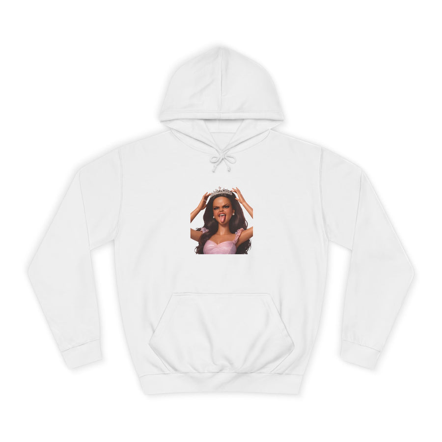 True Insights Barbicore Prinzessin Hoodie – Freches Puppen-Motiv mit Krone und Zunge raus in Arctic White