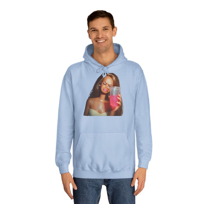 Doll Meme Barbicore Hoodie – Funny Sad Doll mit Pink Drink Kapuzenpullover für Meme-Fans & Pop-Culture-Liebhaber