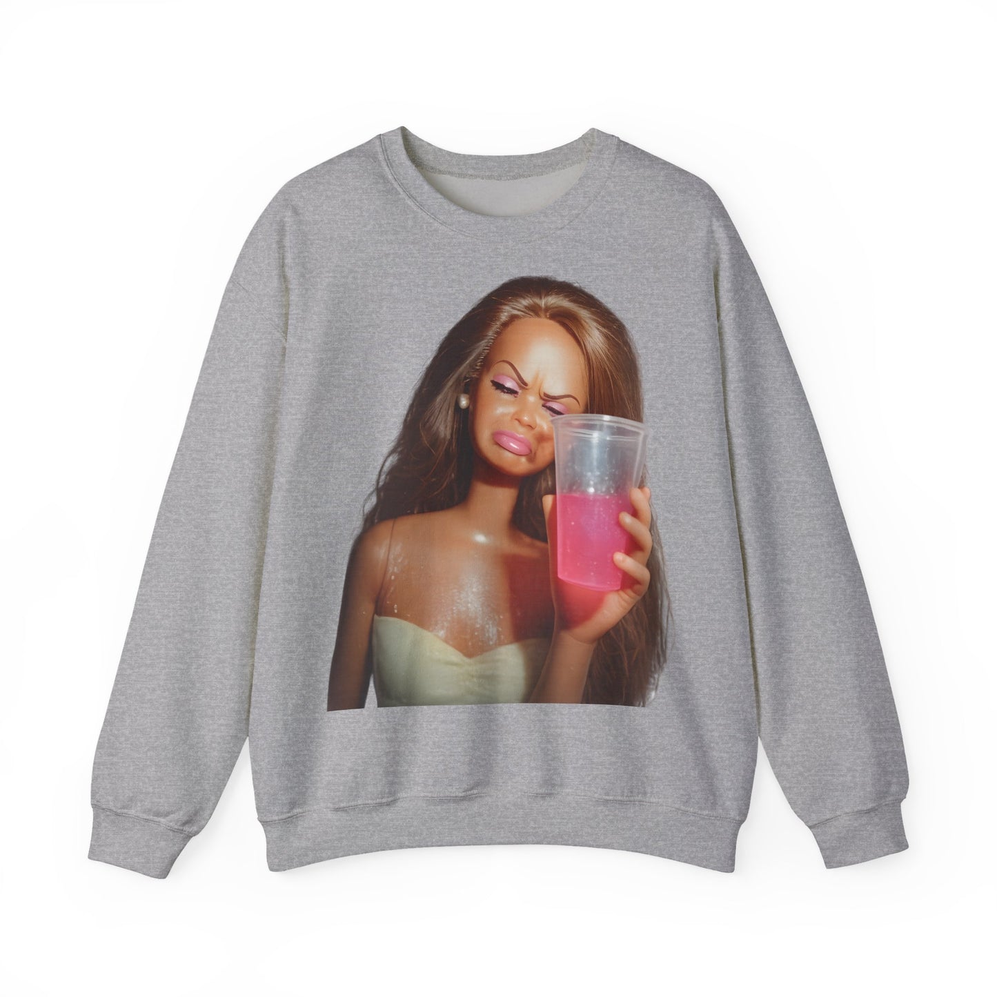 Doll Meme Barbicore Sweatshirt – Lustiges Pink Drink Puppen-Meme Pullover für Partys & Selfmade-Diven