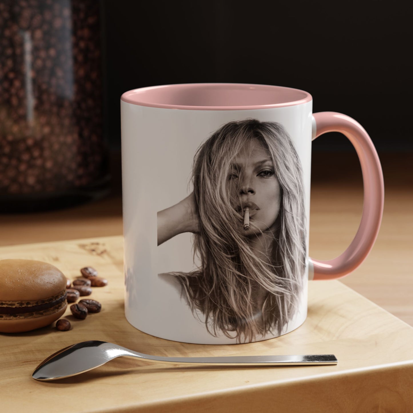 Kate Moss Tasse – Ikonisches Schwarz-Weiß Portrait Kaffeebecher | Fashion Legende Geschenk für Fans