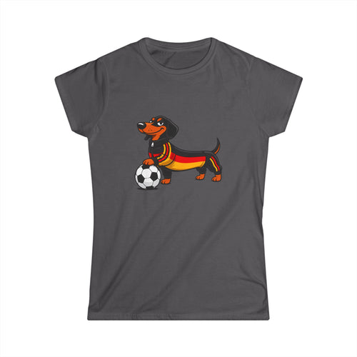 True Insights Damen T-Shirt Fußball Dackel WM 2026 Deutschland Trikot Hund Fan Motiv in Charcoal