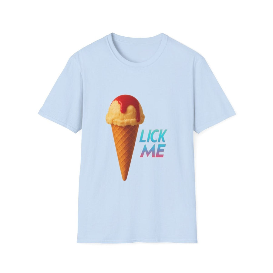 Hellblaues T-Shirt mit Eis-Motiv und Schriftzug Lick-Me im Pop-Art-Stil fuer Maedchen und Frauen.