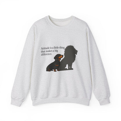 Inspirierendes Sweatshirt – Dackel mit Löwenschatten „Attitude“ – Lustiges Sweatshirt | True Insights – Bild 5