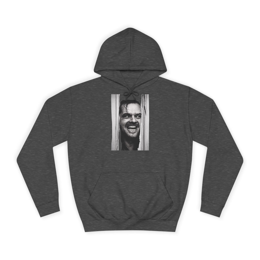 Dunkelgrauer Kapuzenpullover mit schwarzweißem Porträt eines Mannes zwischen Türrahmen.