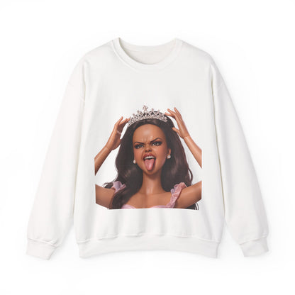 Barbicore Sweatshirt – Freches Doll-Motiv mit Tiara & Zunge raus | Pinkes Puppen-Design für Fans, Ironie & Statement-Fashion
