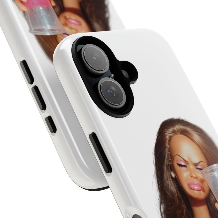Handyhülle Pink Drink Doll – Lustiges Barbie-Meme für iPhone & Samsung