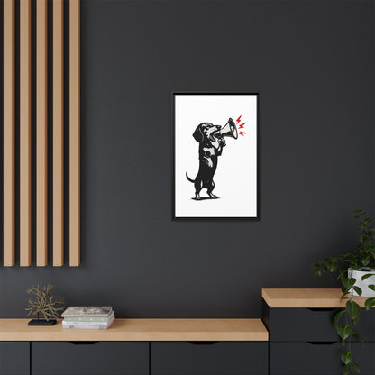 Dog with Megaphone – Satirisches Banksy-inspiriertes Kunstmotiv | Statement Design