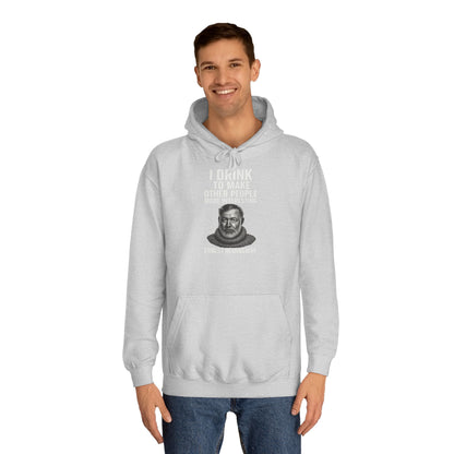 Ernest Hemingway Hoodie - I Drink To Make Other People More Interesting - Lustiges Zitat Geschenk für Literatur- & Whisky-Fans