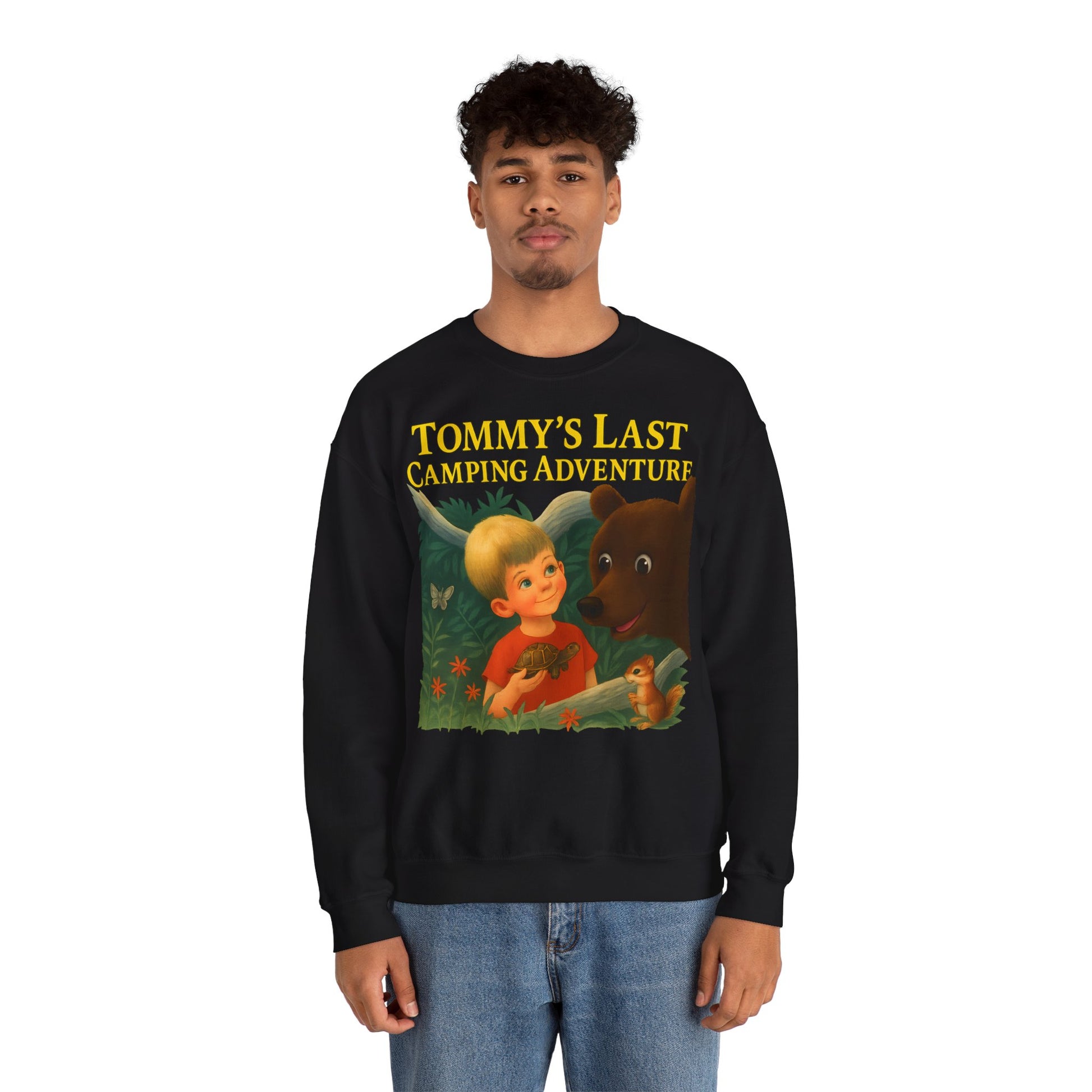 Sweatshirt – Tommy’s Last Camping Adventure Sweatshirt – Schwarzer Humor trifft Retro-Kinderbuchstil | True Insights Design mit Humor