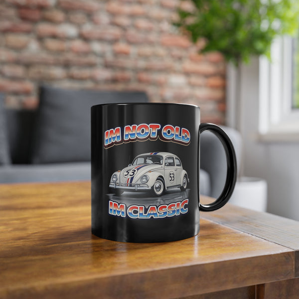 True Insights Tasse Retro Käfer 53 Kult Kaffeebecher mit satirischem Oldtimer Motiv als Geschenkidee