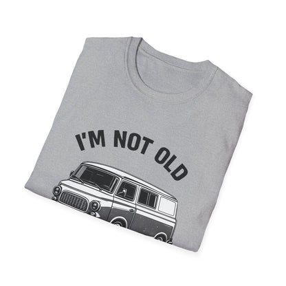 True Insights T-Shirt Barkas 100 Oldtimer Motiv im Lifestyle Look getragen im Alltag