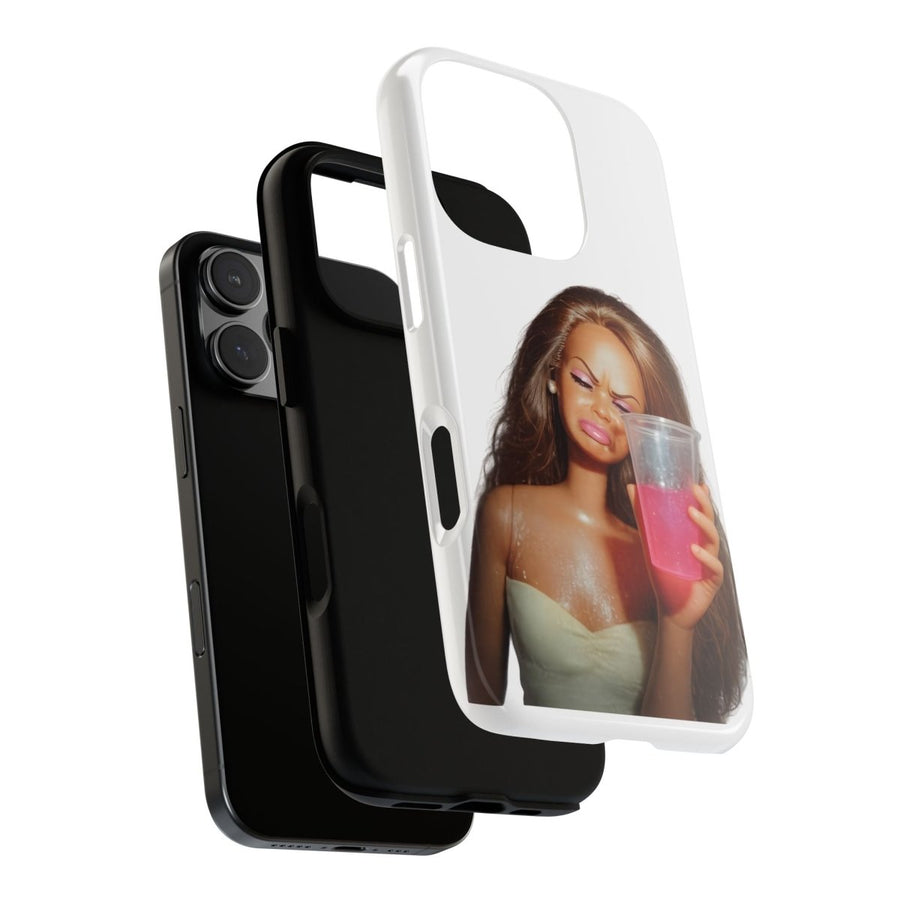 Handyhülle Pink Drink Doll – Lustiges Barbie-Meme für iPhone & Samsung