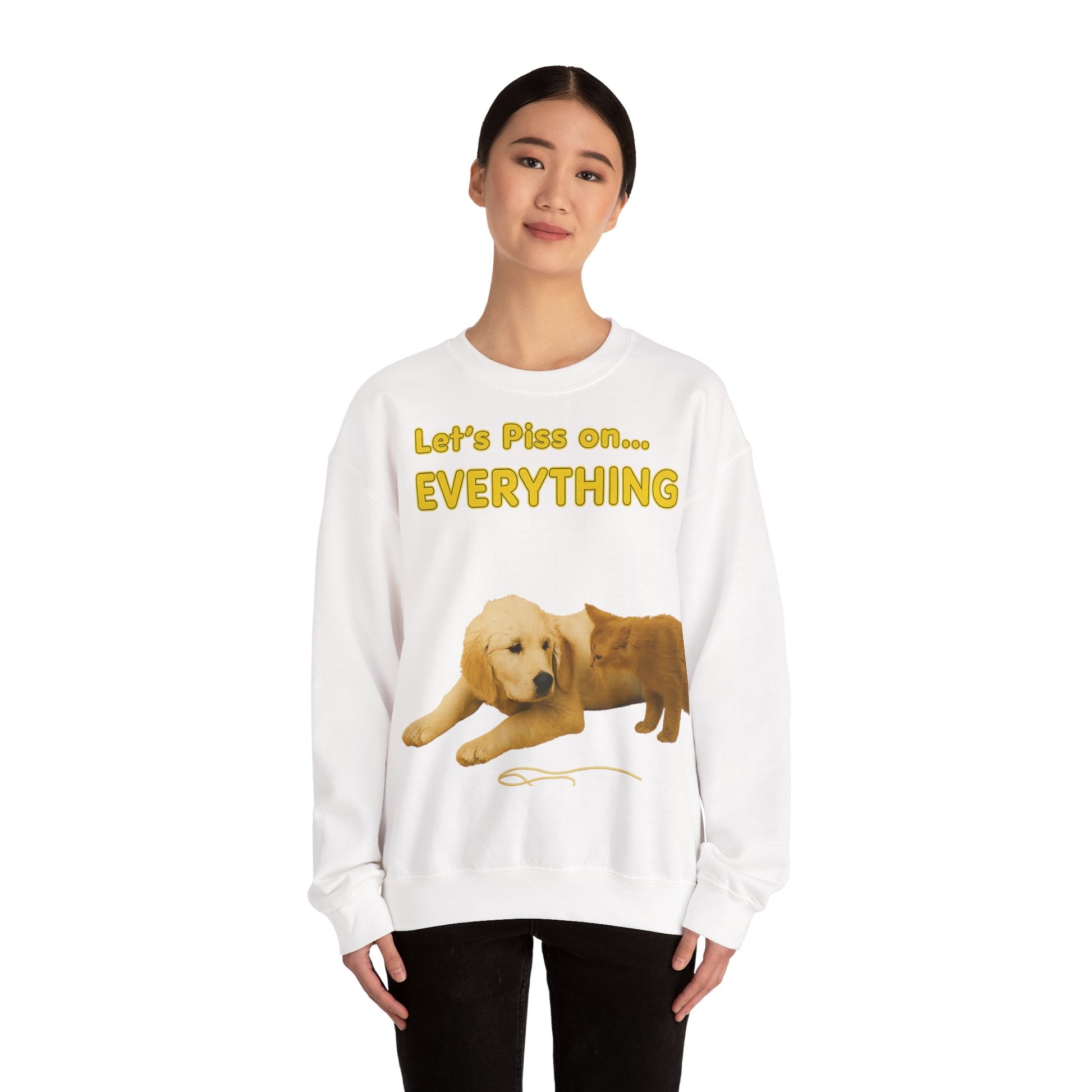 Vintage Motiv – Let’s Piss on Everything – Satirisches Sweatshirt mit Hund & Katze | True Insights Design mit Humor