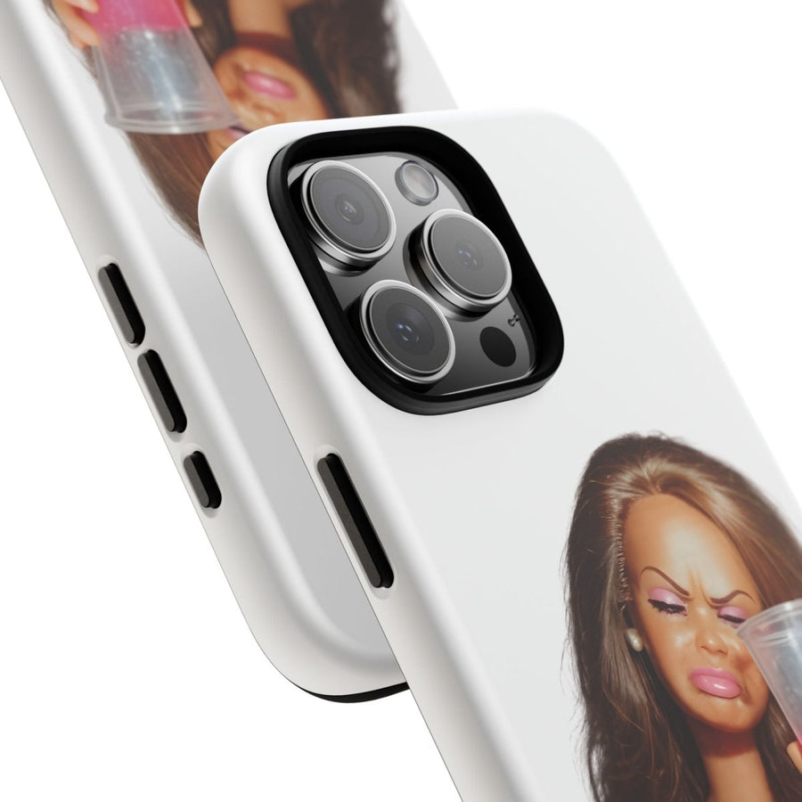 Handyhülle Pink Drink Doll – Lustiges Barbie-Meme für iPhone & Samsung
