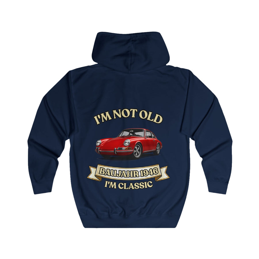 Geschenk zum 80. Geburtstag – Sweatjacke Jahrgang 1946 mit Porsche-Motiv – Oxford Navy – Rückenansicht
